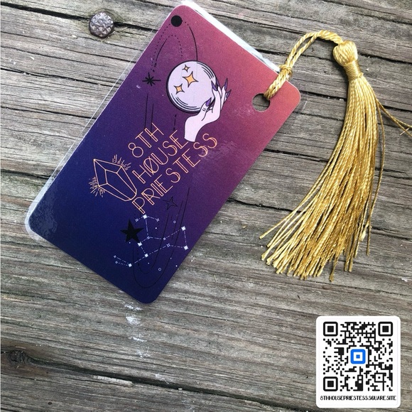 Luck / Prosperity Charmed Spell Bottle - Picture 10 of 11